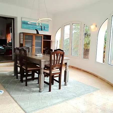 Calypso Villa