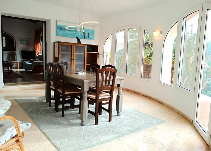 Calypso Villa